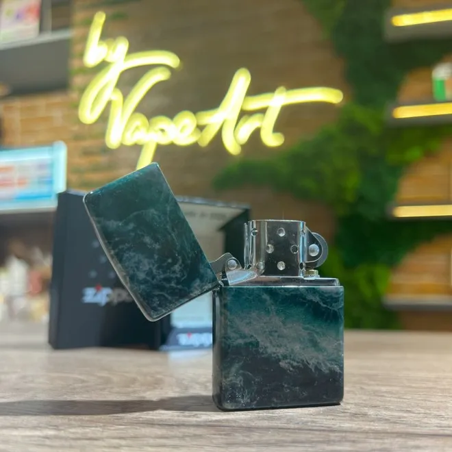 ZIPPO Rogue Wave Design